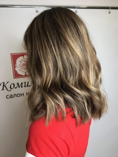 Наша история знакомства с Катюшей началась с её прихода на стрижку, после рекомендации её мамы. 01