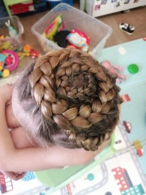 Как же я люблю наши прически, косы, пучки, хвостики. 02