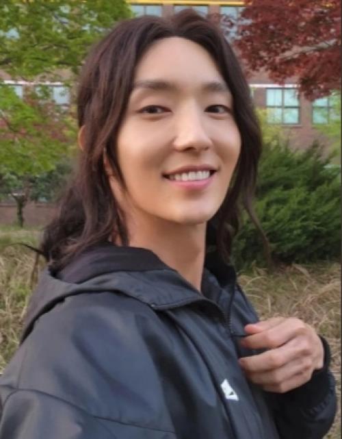 Нетизены неоднозначно отреагировали на кардинальное преображение ли Джун Ки. 05 Нетизены неоднозначно отреагировали на кардинальное преображение ли Джун Ки. 05