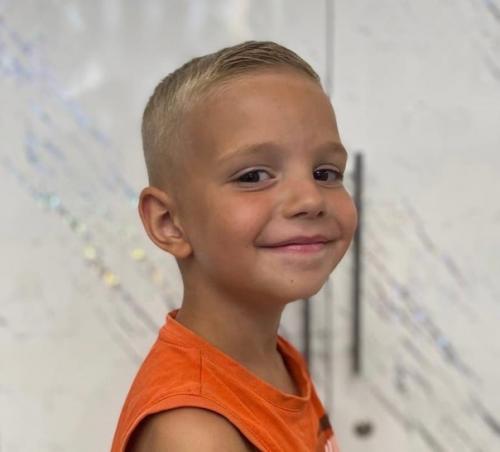 Вот и в школу наши замечательные дети! 06