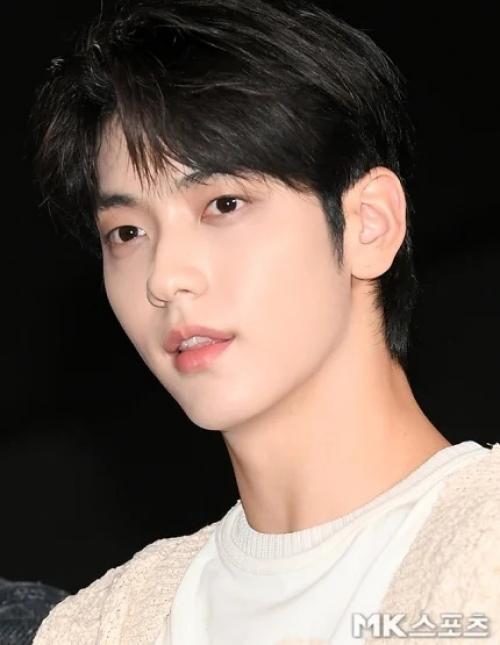 220823: журналисткие фото вижуалов 4-го поколения. 05