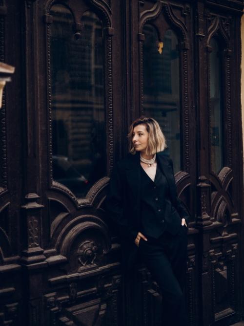 Приехать в Санкт-петербург и быть красивее его - это всё равно что пытаться затмить солнце ночью! 08