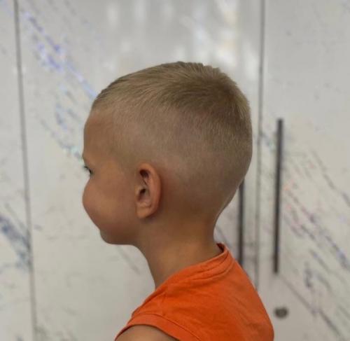 Вот и в школу наши замечательные дети! 03