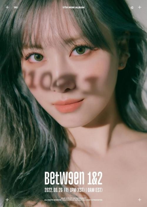 160822: 11 мини - альбом Twice - Between 1&2. 03