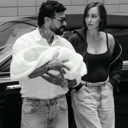 Тимати показал новорожденную дочку. 02