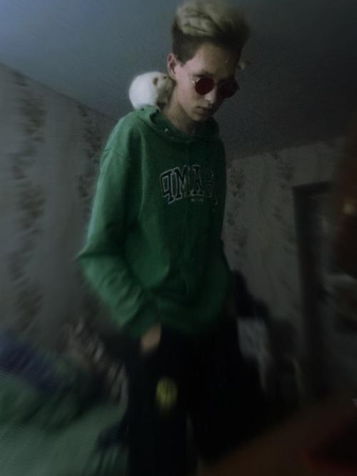 Решил попробовать один очень популярный тренд …. 03