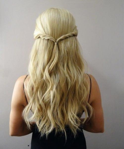 Легкая красивая прическа на резинках! 02