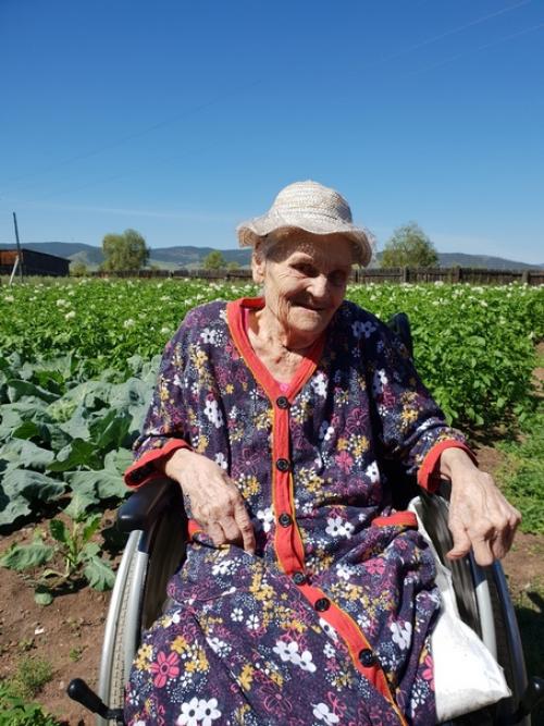 Скорблю, люблю бесконечно, помню. 06