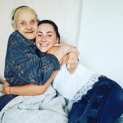 Скорблю, люблю бесконечно, помню. 02