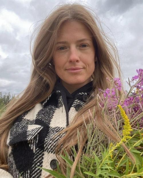 Без макияжа и фотошопа: честное фото 34-летней Софьи Эрнст поразило публику. 01