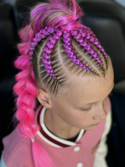 Трудно показать прическу с лучшей стороны, когда у нее все стороны лучшие. 02