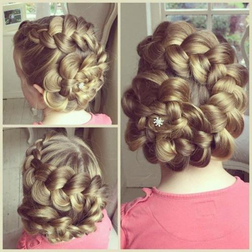 Изысканные и удобные прически для девочек. 04