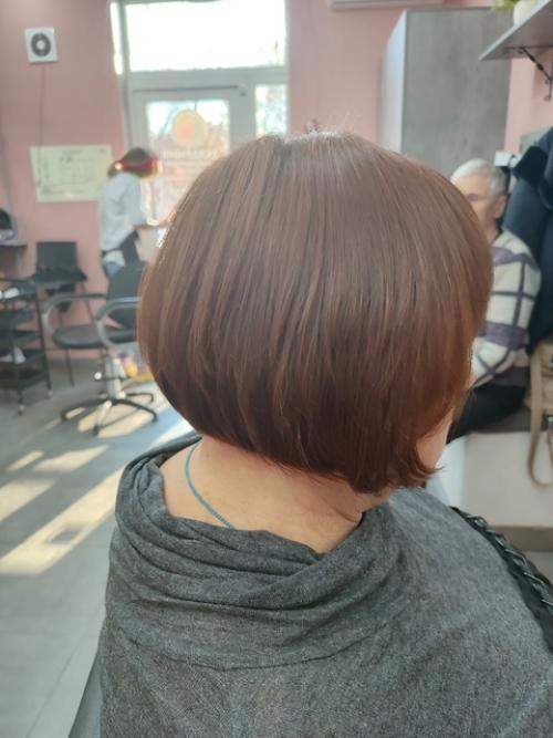 1. стрижка боб - это беспроигрышный вариант прически, так как можно быть одновременно элегантной и дерзкой. 01