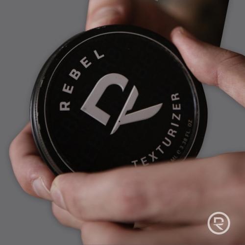 Какими преимуществами обладает глина по сравнению с другими средствами для укладки? 02