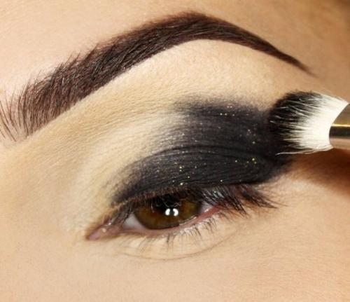 Уроки по макияжу. 01