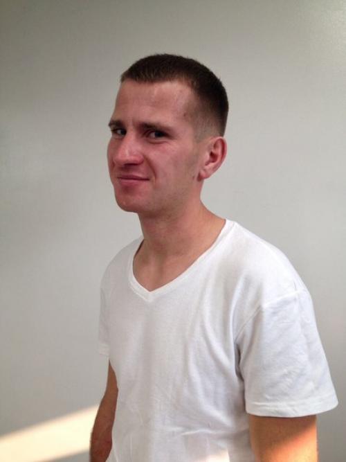 Ребята!  Есть отличная возможность сделать себе классную прическу головы и не менее клевое оформление бороды? 05