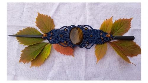 Пару месяцев назад познакомилась девушкой, которая занимается афро причёсками. 03