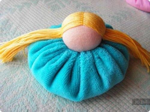 Кукла - зерновушка. - Лоскут ткани (лучше не толстой, приятной на ощупь и на глаз, натуральной, естественно). 06 Кукла - зерновушка. - Лоскут ткани (лучше не толстой, приятной на ощупь и на глаз, натуральной, естественно). 06