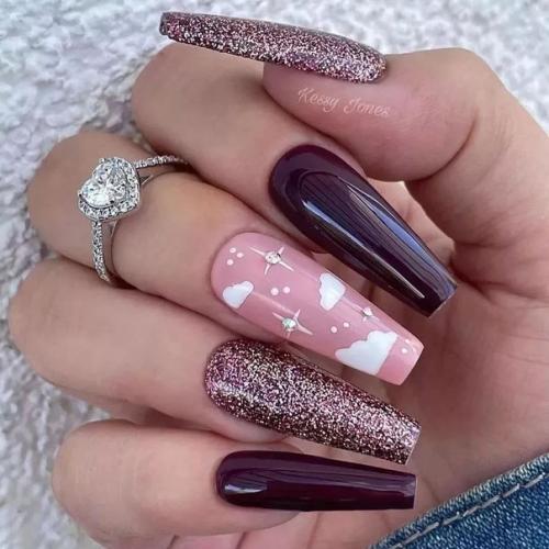 Идеи для тех, кто любит длинные ноготки и выделяться. 09