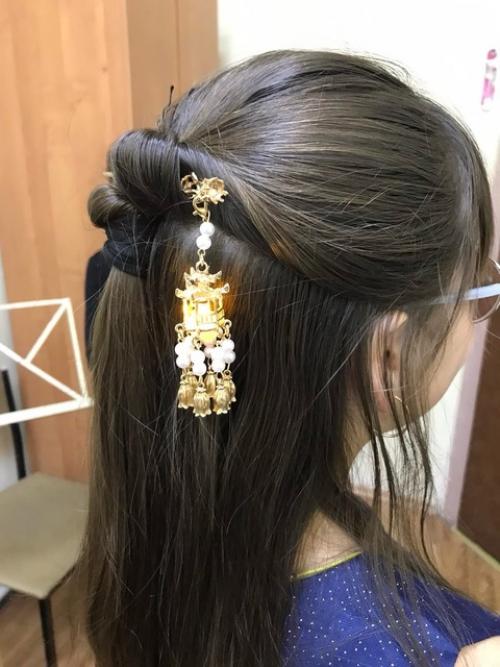 Анастасия разудалова исполнила китайскую песенку на китайском языке. 01