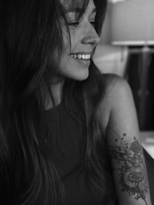 Фотосессия - это всегда работа двух сторон. 

