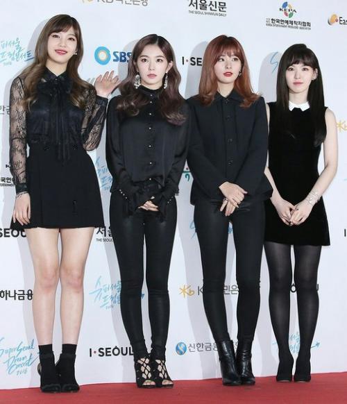 Огромные изменения причёсок Red Velvet? 01