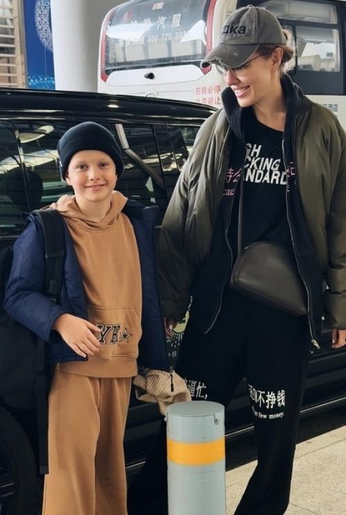 В семье Ксении Собчак прошёл важный день - её сын Платон отметил девятый день рождения 18 ноября. 01