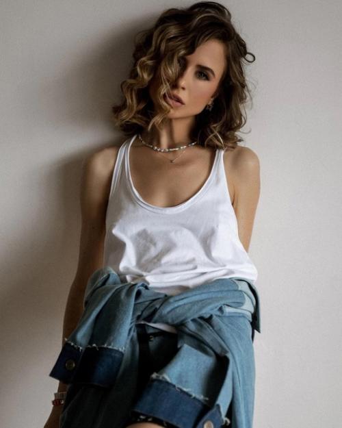 В том случае, если ты давно хотел перемен в своём образе, но так и не решился, эта подборка поможет принять решение. 04