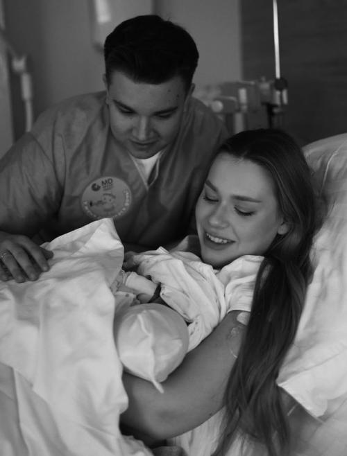 Маша и Роберт гербер стали родителями.

