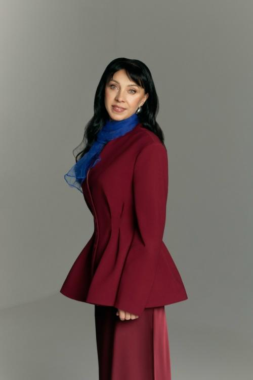 Это мои мама и папа. 04