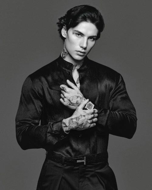 Xolidayboy (Иван Ржевский) в брутальной фотосессии. 02