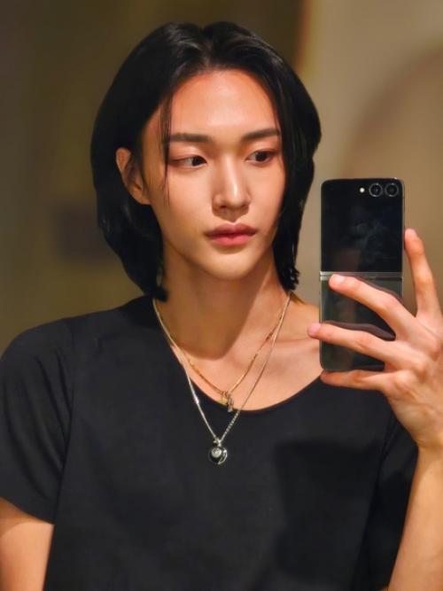 Theqoo фото вонбина на Weverse. 01