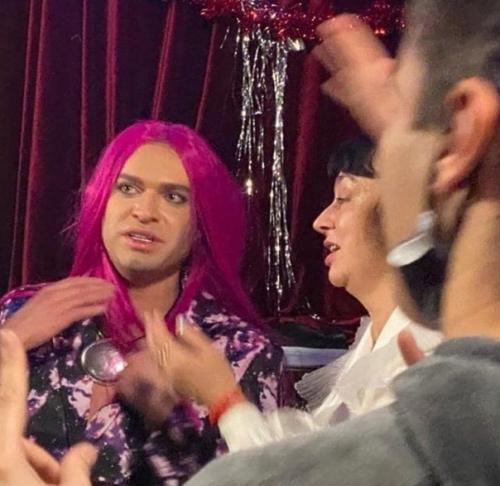 83-Летняя жена Гогена Солнцева станцевала на столе в день рождения своего любимого супруга. 02