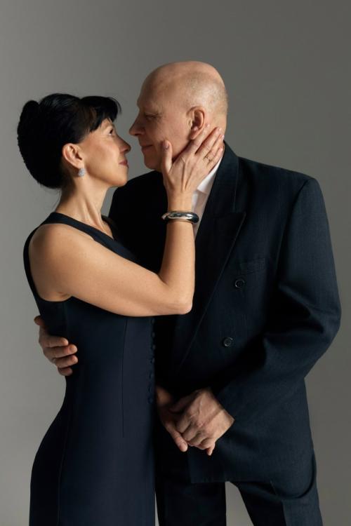 Это мои мама и папа. 05