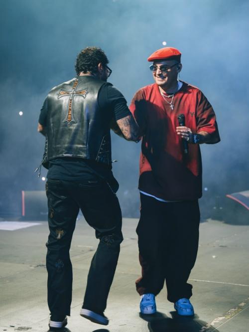 Коренные москвичи гуф и Тимати делятся фото с недавнего концерта. 02