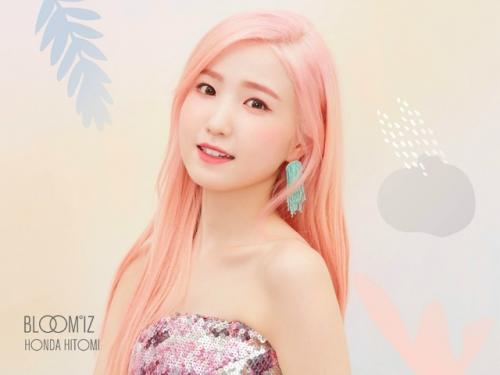 101225: Хитоми, чей стайлинг сейчас гораздо лучше, чем в дни IZ * ONE. 01