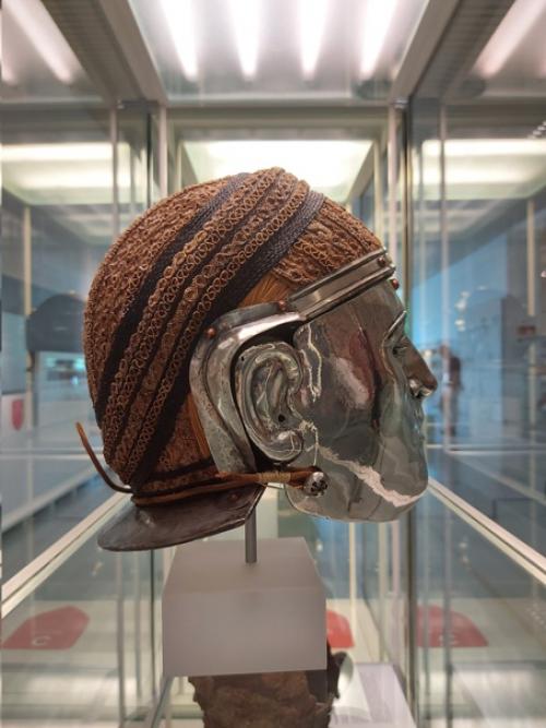 Впечатляющий парадный римский кавалерийский шлем с железной маской, покрытый серебром (тип неймеген - копс. 02