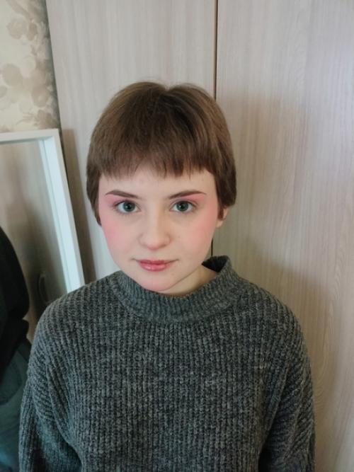 Я уже могу сказать, что это самая лучшая прическа, которая у меня была, я в восторге. 01