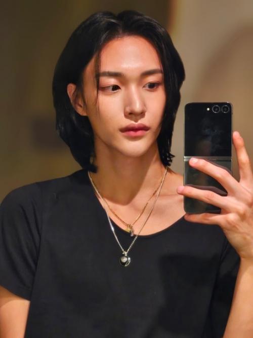 Theqoo фото вонбина на Weverse. 02