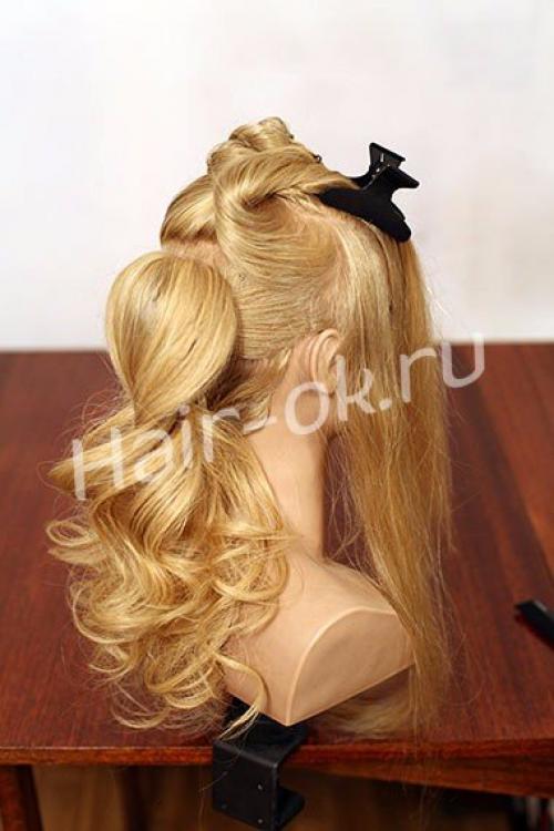 Пышная прическа на выпускной на основе хвостов. 04