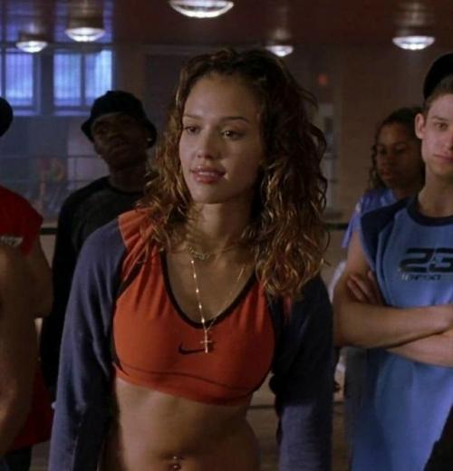 Самые красивые героини 2000-х, ставшие иконами для зумеров. 04