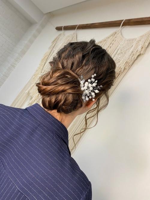 Локоны серфера - это знаменитая укладка, которая отличается эффектными кудрями овальной формы. 07