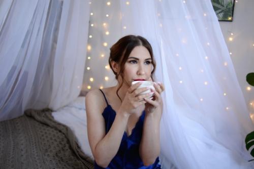 Доброе утро. Мужской праздник закончился и пора готовиться к новому дню. 02