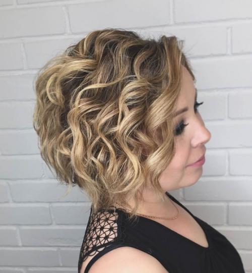 Многие думают, что разнообразить причёски на короткие волосы трудно. 02