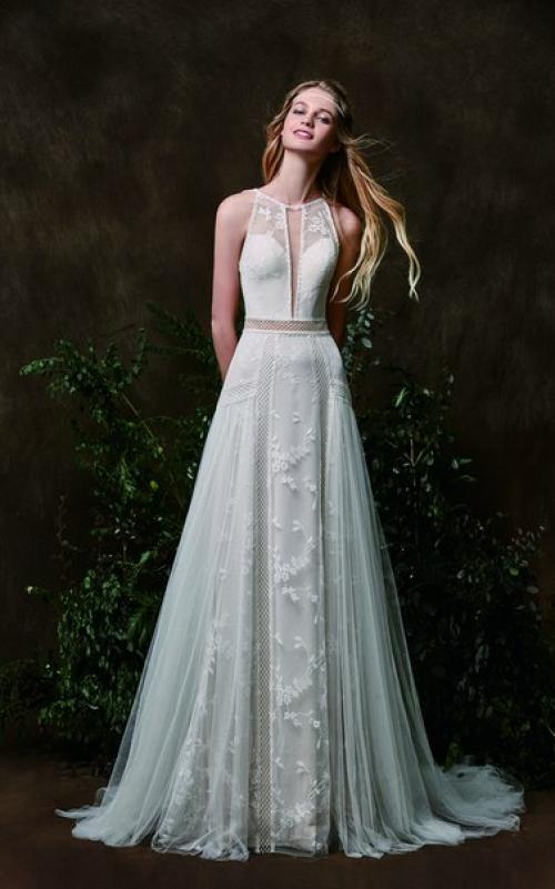 Естественный макияж, натуральная красота, незамысловатая прическа, платье подчеркивает хрупкость и чистоту. 06