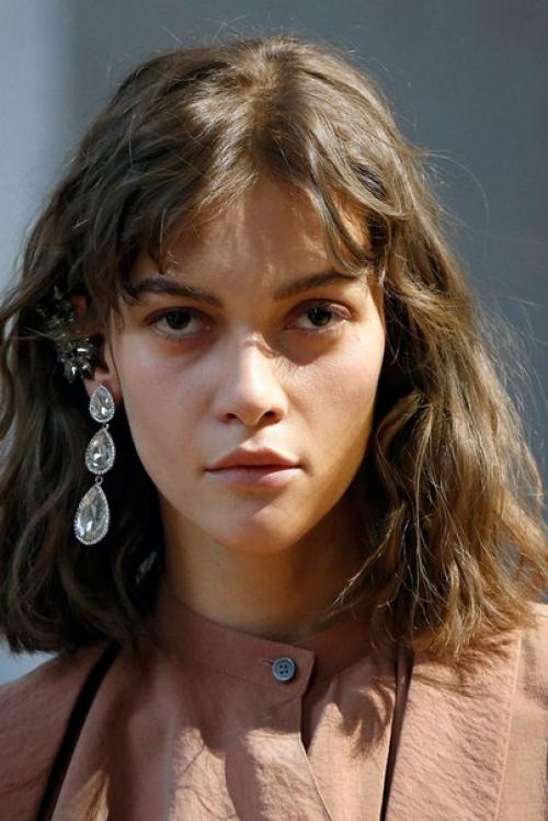 Тренды на осень 2018 - крупные серьги. 01 Тренды на осень 2018 - крупные серьги. 01