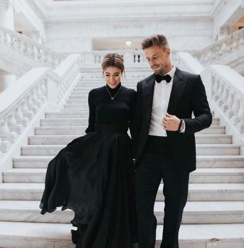 Театральный этикет. Правила посещения театра диктуют свой собственный дресс - код: 01