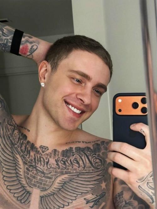 Егор крид решил перезапустить образ, который когда-то сделал его главным Крашем поп - сцены. 01 Егор крид решил перезапустить образ, который когда-то сделал его главным Крашем поп - сцены. 01