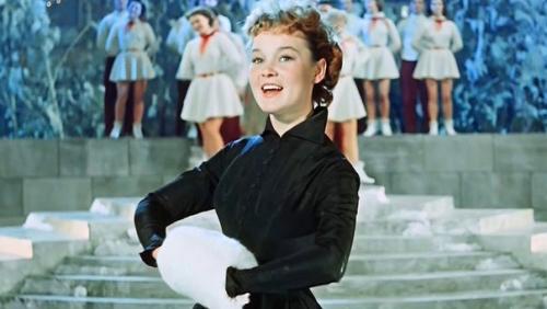 5 лучших бьюти - образов из советских фильмов? 02 5 лучших бьюти - образов из советских фильмов? 02