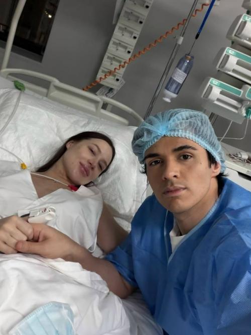 У лерчек диагностировали рак с метастазами в легких.

